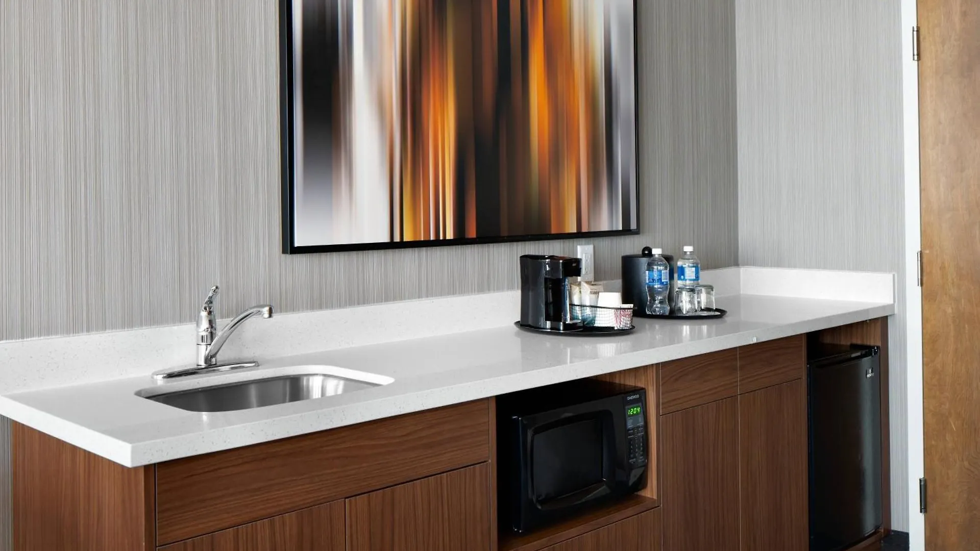 Courtyard By Marriott Edmonton Downtown Hotel 3*,  Canada