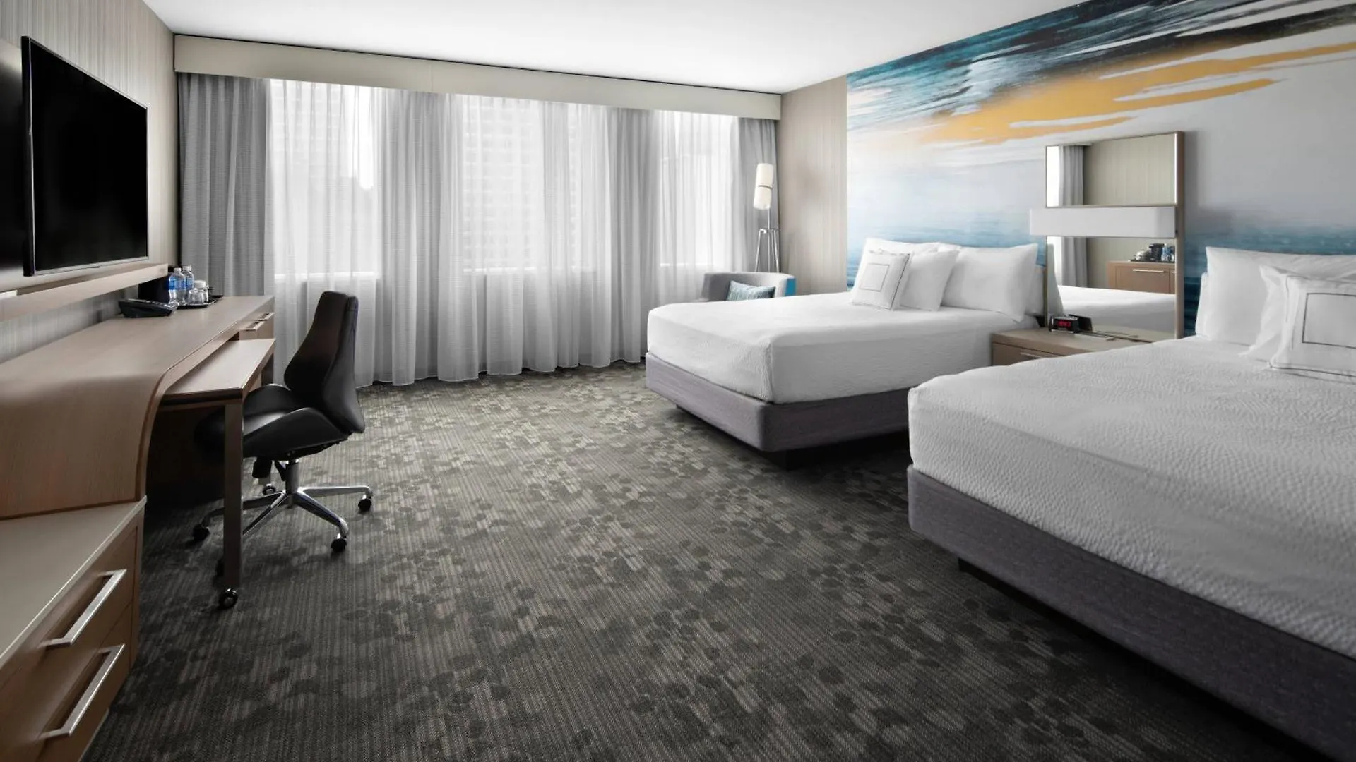 Courtyard By Marriott Edmonton Downtown Hotel
