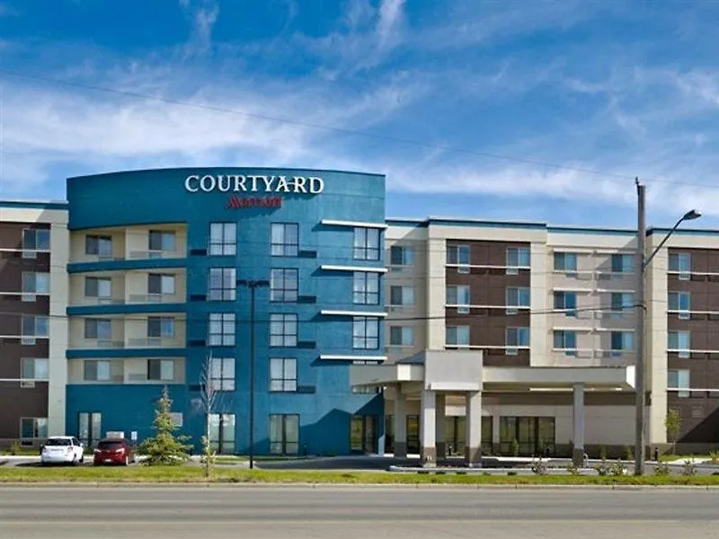 Courtyard By Marriott Edmonton Downtown Hotel 3*,