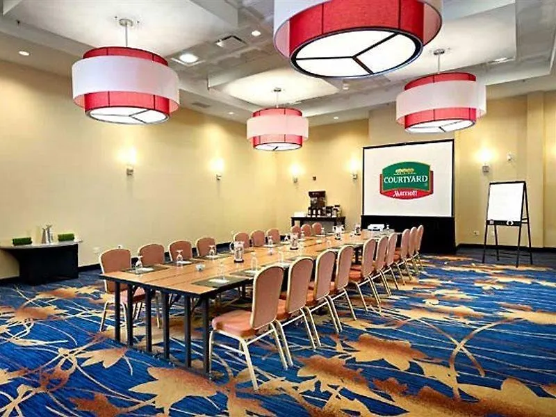 Courtyard By Marriott Edmonton Downtown Hotel 3*,  Canada