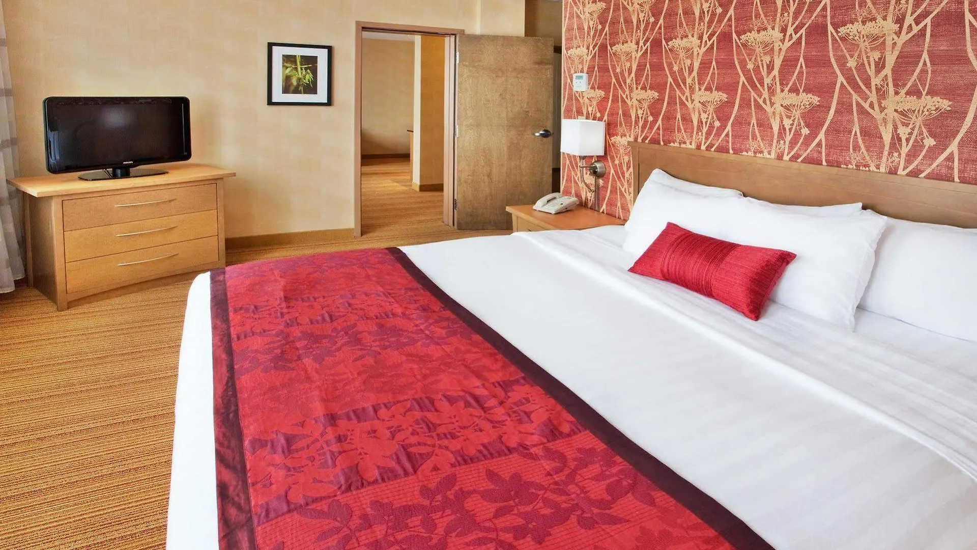 Courtyard By Marriott Edmonton Downtown Hotel