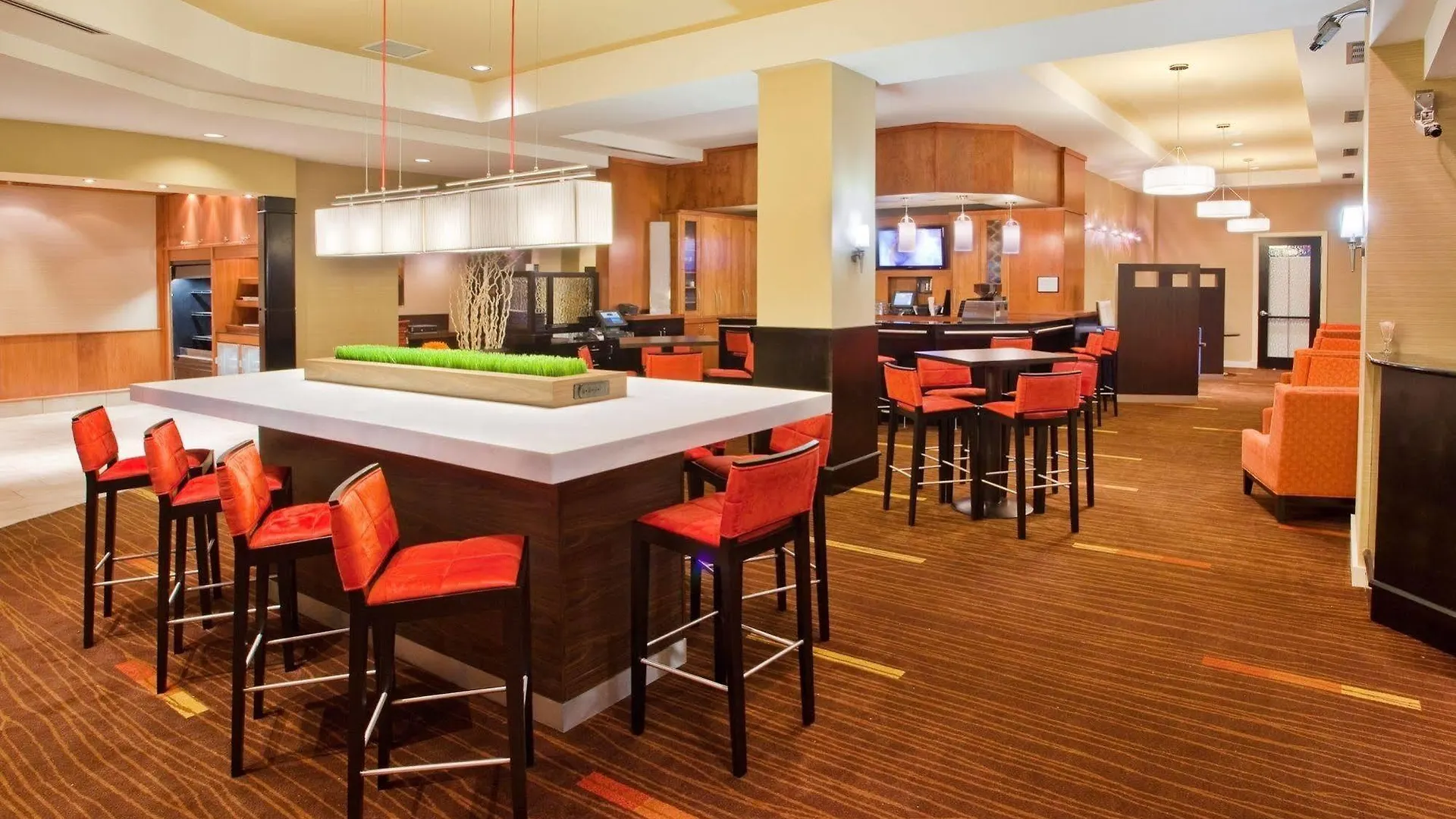 Courtyard By Marriott Edmonton Downtown Hotel 3*,