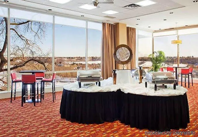 Courtyard By Marriott Edmonton Downtown Hotel