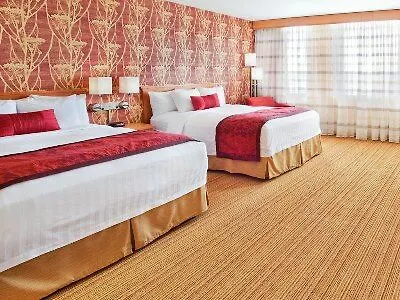 ***  Courtyard By Marriott Edmonton Downtown Hotel Canada