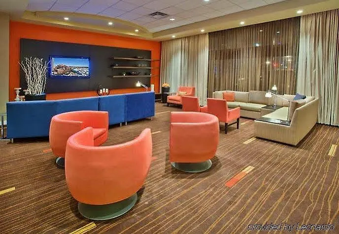 Courtyard By Marriott Edmonton Downtown Hotel